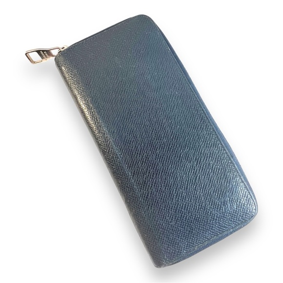 LOUIS VUITTON Navy Blue Credit Card Wallet Brilliant Silver Tone Hardware - Picture 15 of 16